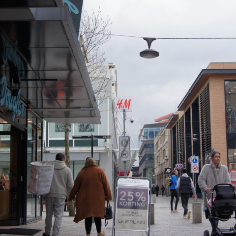 Eigenaar winkelcentrum Almere heeft miljarden nodig