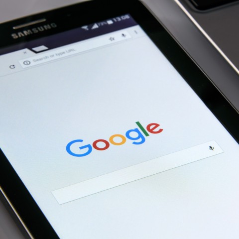 Google zet geen voicemails meer om naar een tekstbericht