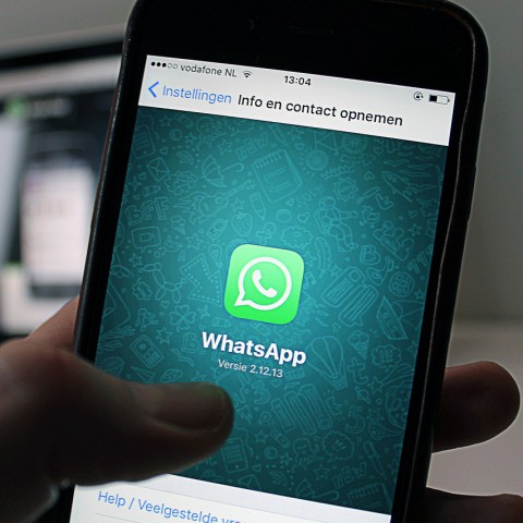 Politie stuit op groot fraudenetwerk van oplichting via WhatsApp