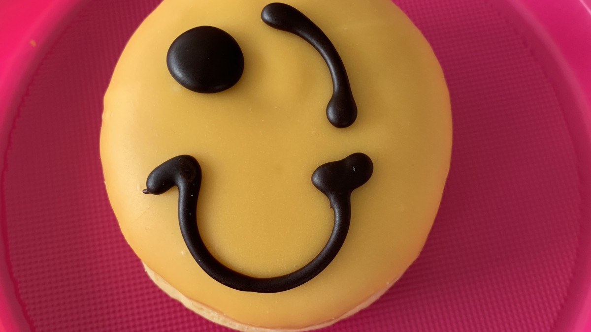 Dunkin' Donut of the Day #02 - Mr Happy