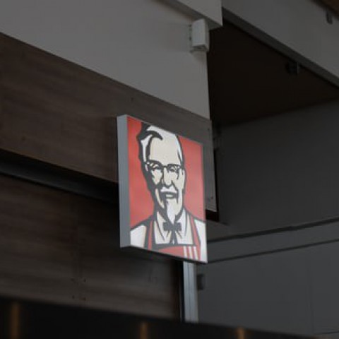 KFC terug met oude frietjes