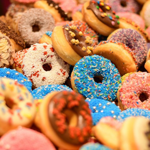Maak kans op een doos van 6 donuts naar keuze bij Donuts & Zo
