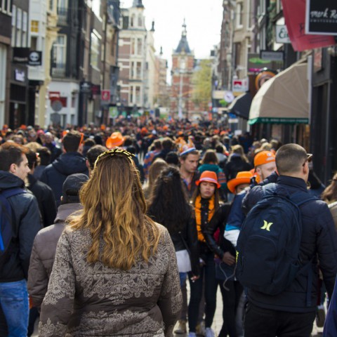 Waarom is Koningsdag eigenlijk op 27 april?
