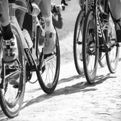 Ruim 25.000 euro bijeengefietst tegen kanker 