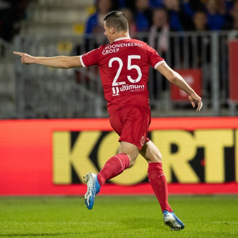 Almere City FC blijft baas in eigen huis