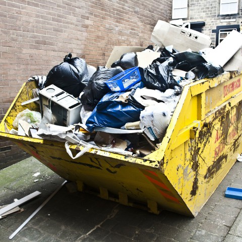 Almeerders dumpten 2,4 miljoen kilo afval tijdens coronacrisis