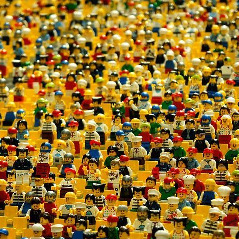 Bedenker Lego-poppetjes overleden