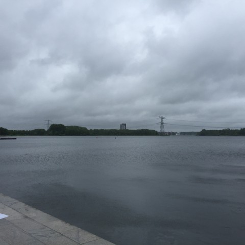 Waterkoud met regen en mogelijk natte sneeuw.