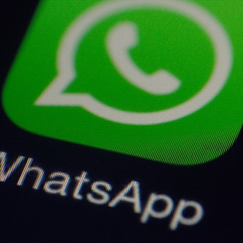 Charly Luske trapt in Whatsapp-fraude 
