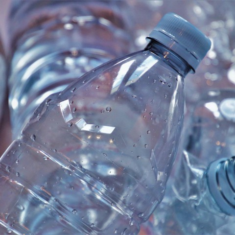 Statiegeld op alle plastic flessen in Nederland 