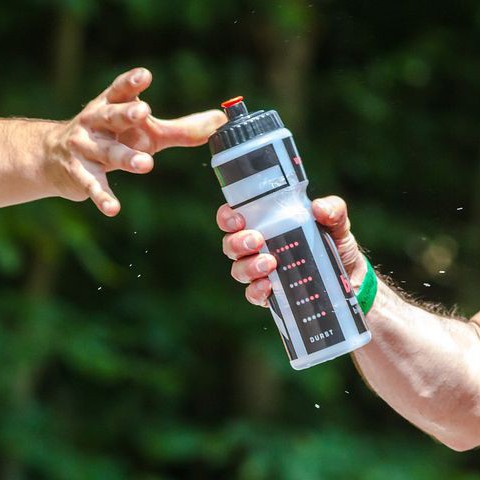 Triatleet Milan Brons blijft hopen op triatlon in september