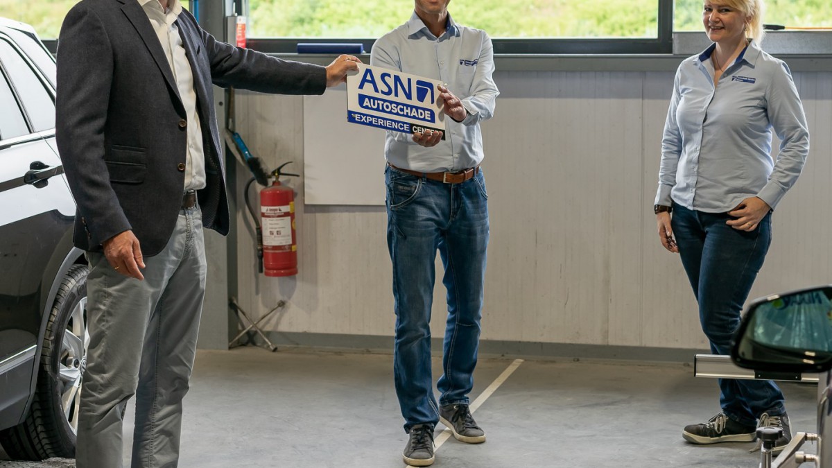 ASN Autoschade Almere gecertificeerd als ASN Autoschade Experience Center