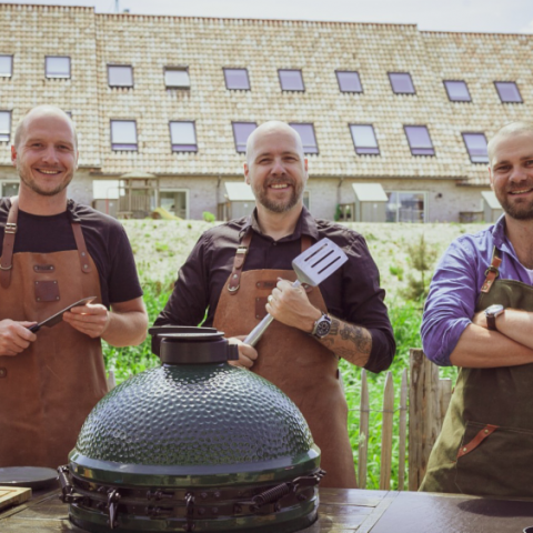 Nieuw bij Ons Almere TV: Grillvrienden