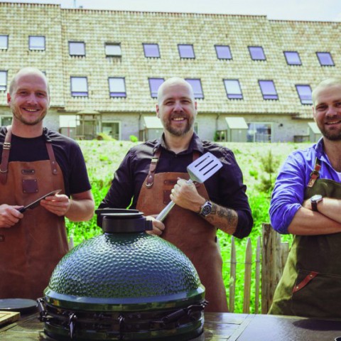 Ons Almere TV presenteert: Grillvrienden