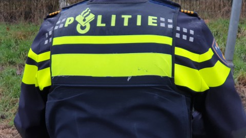 ME aanwezig bij protesten in Almere; fietsbezorgers naar huis gestuurd