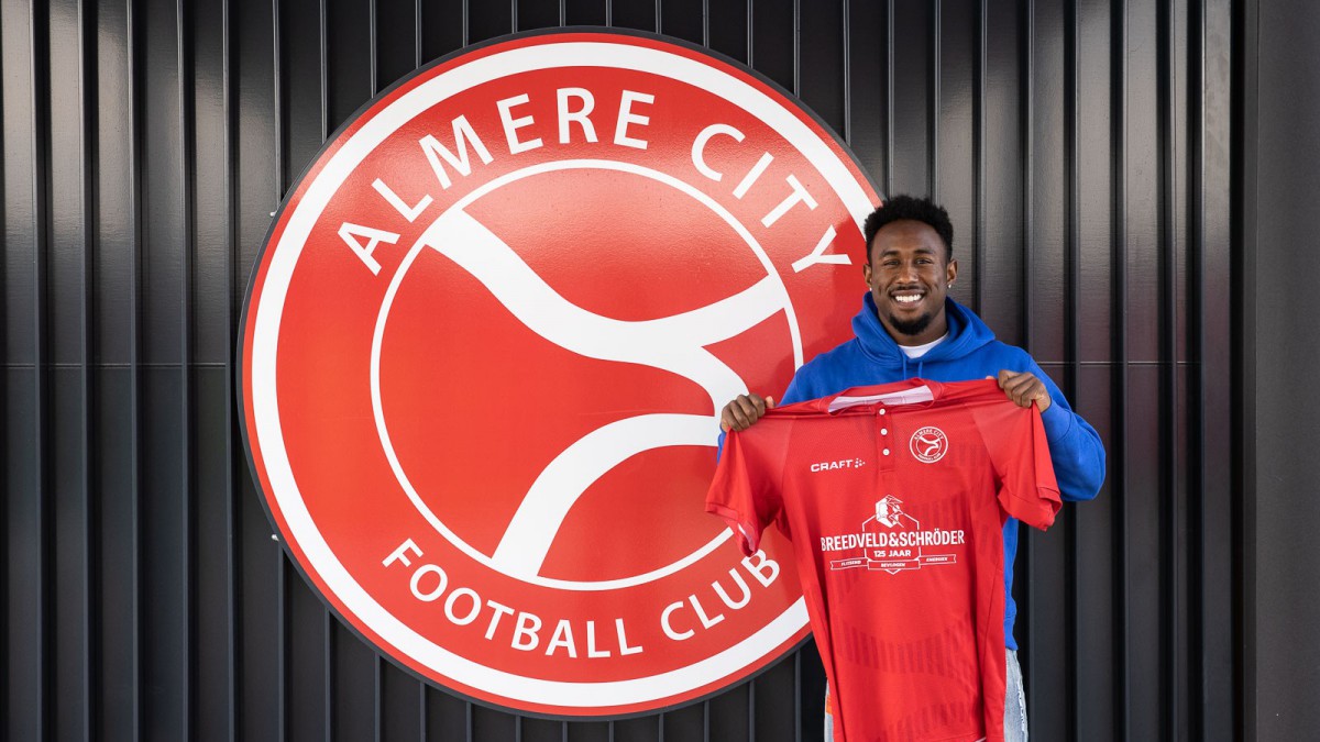 Almere City FC versterkt zich met John Yeboah