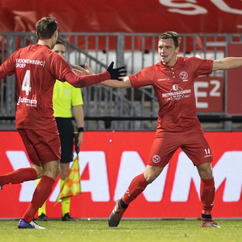 Almere City FC heeft de schaapjes op het droge