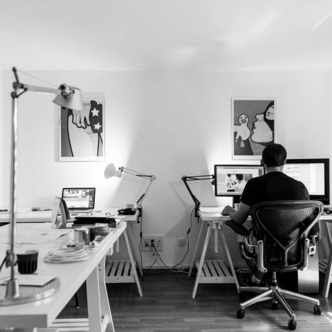 Wij zoeken een stagiaire allround mediamaker!