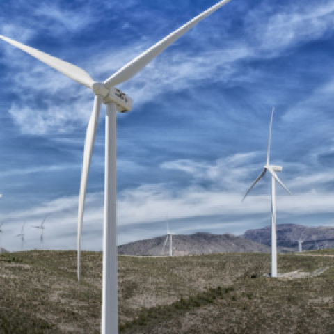 Klimaatverandering zorgt voor stilstaande windmolens en waterkrachtcentrales