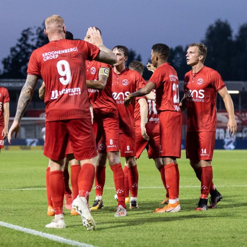 Almere City FC moet rug rechten bij TOP Oss