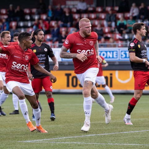 Statistieken op de hand van Almere City FC tegen Helmond Sport