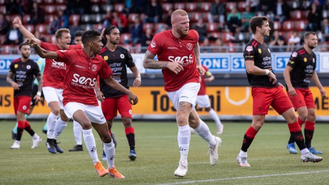City FC weer koploper na winst op Helmond Sport