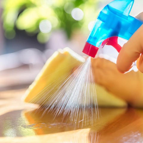 Vandaag maak je kans op de schoonmaak pakket van Ruitenheer hygiëne care t.w.v. 100,00 euro!