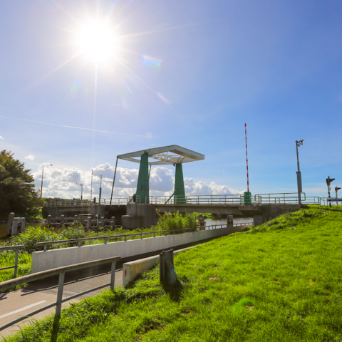 Schilderbeurt Tollebekerbrug 