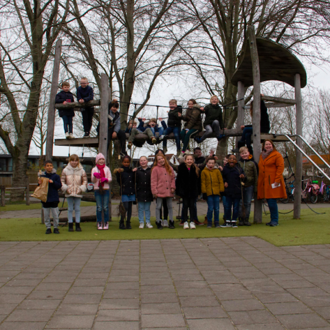 Alternatieve boomfeestdag in Almere