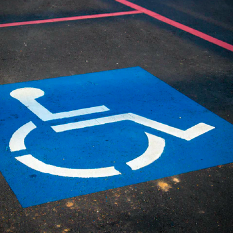 Gehandicapten: toegankelijkheid moet beter in de stad