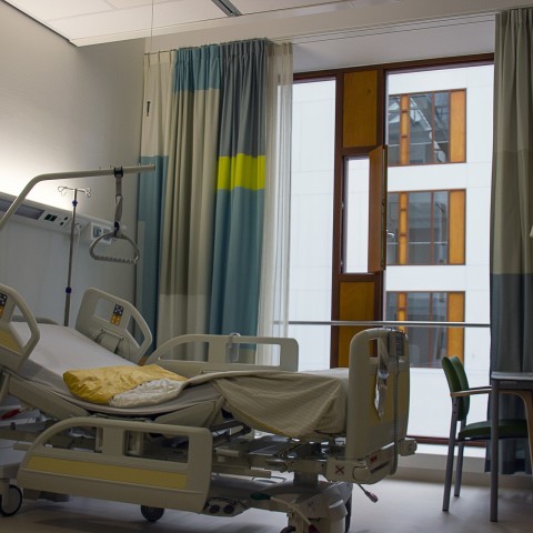 IC-bedden St Jansdal bijna vol, patiënt overgebracht  
