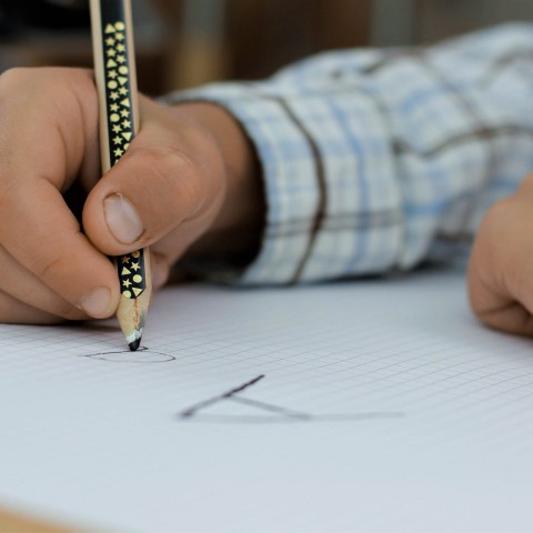 Bovenbouw basisschool Het Palet krijgt thuis les vanwege corona