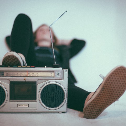 Opnieuw bekende radiopresentator naar Almeerse omroep