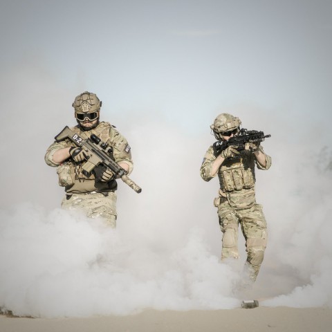 Almeerders ondergaan commando training voor nieuw tv-progamma