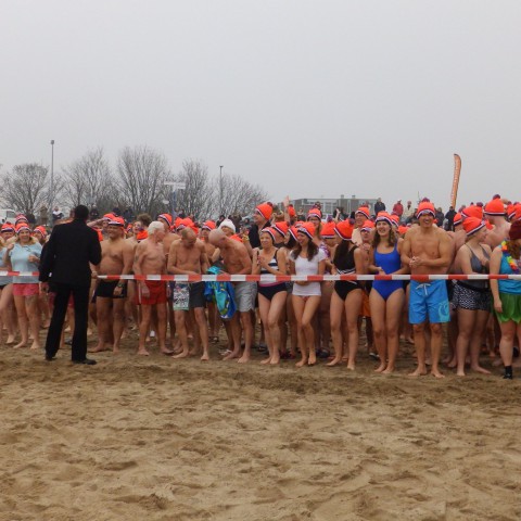 35e Nieuwjaarsduik Almere Haven op 1 januari 2020